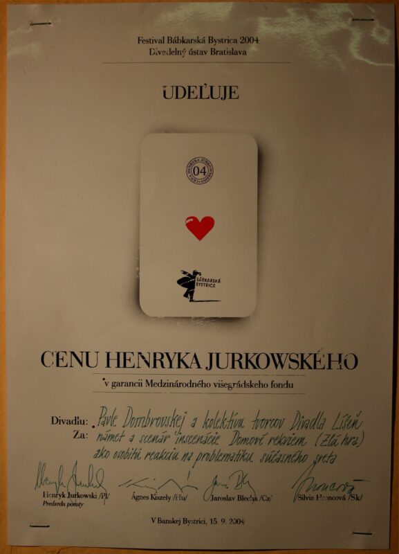 The award for the concept and script of the production Domovní Requiem.