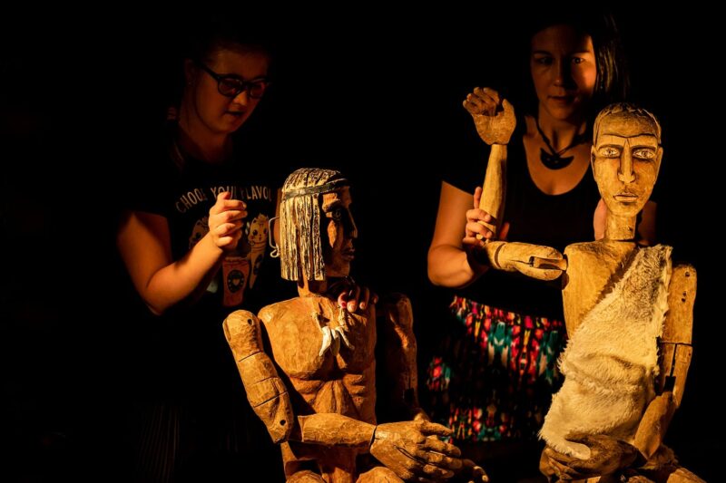 Mask and Puppet Workshop for #buďjamák!