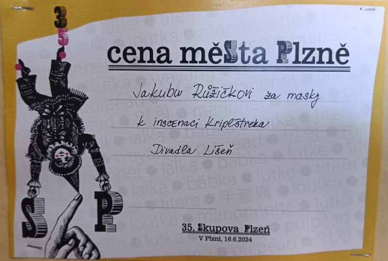 Prize of the city of Pilsen to the artist Jakub Růžiček for the masks for the production of Crippletrek